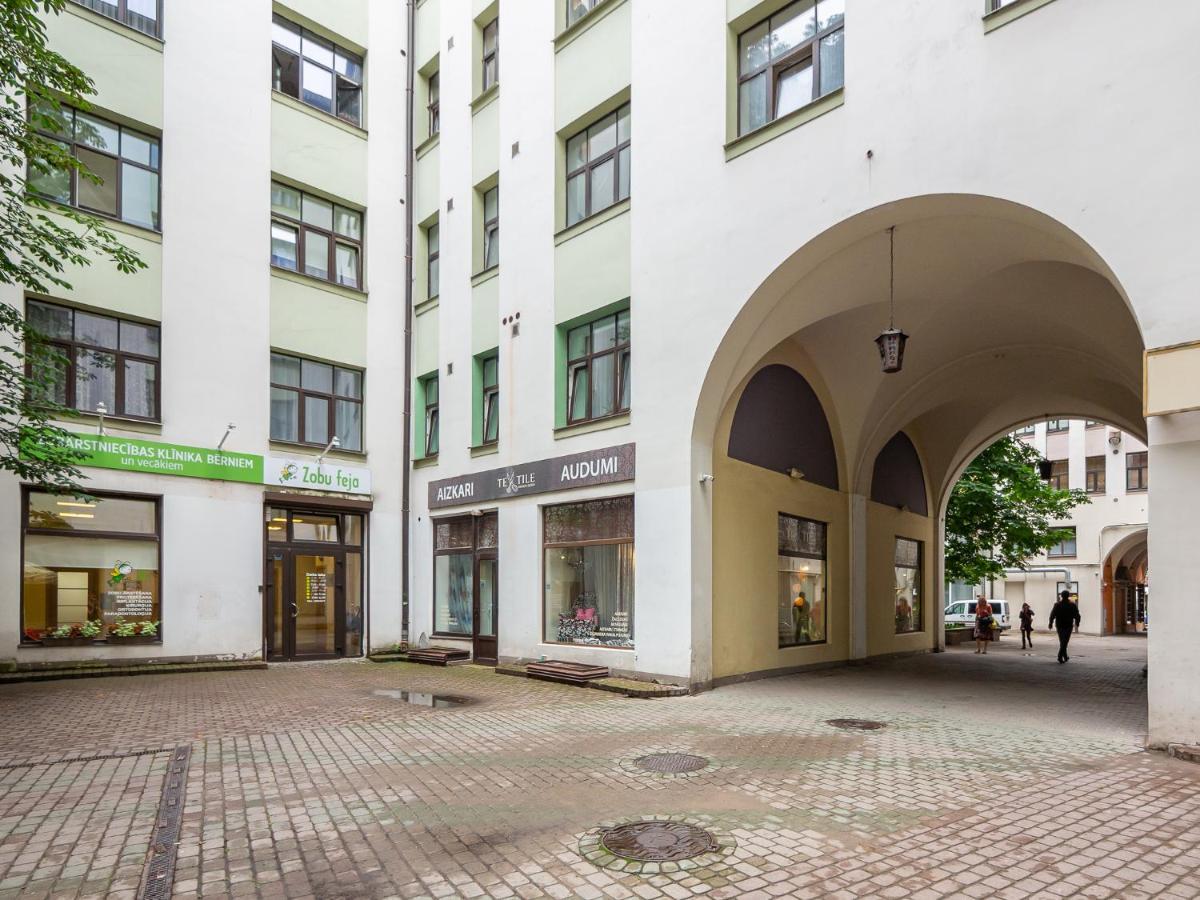 Marijas City Center Apartment Riga Bagian luar foto