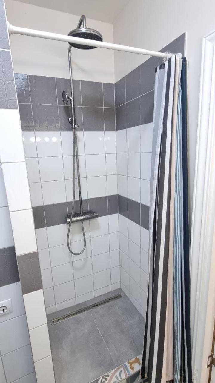 Marijas City Center Apartment Riga Bagian luar foto